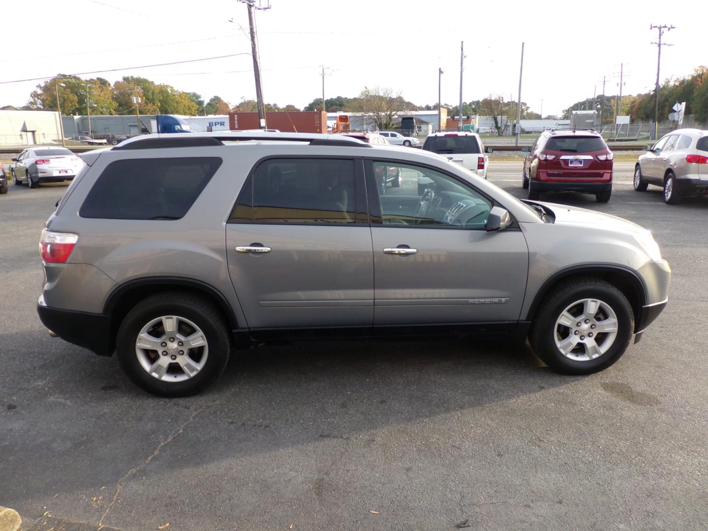 2007 Blue GMC Acadia (1GKER137X7J) , located at 5700 Curlew Drive, Norfolk, VA, 23502, (757) 455-6330, 36.841885, -76.209412 - Photo#14